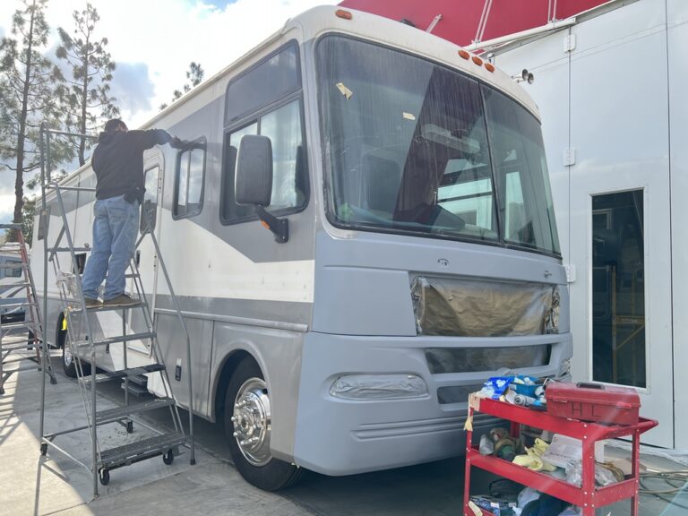 RV Fiberglass Repair