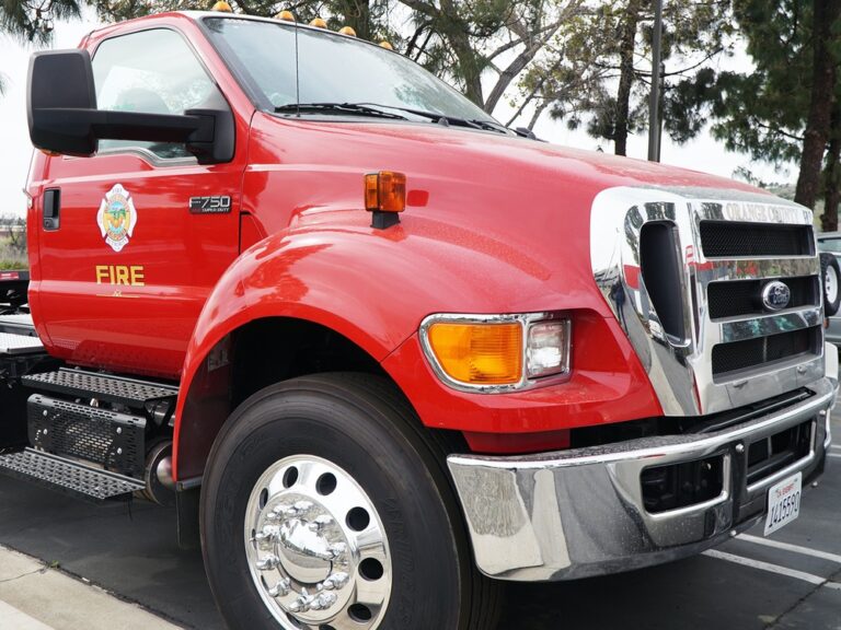 Truck Dent Repair Shop